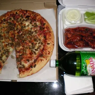 Special #4: large sausage pizza, 12 wings, two liter