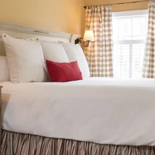Cottage Kingsize bed