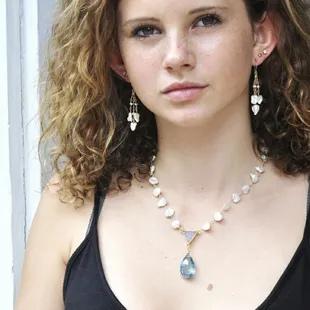 Freshwater pearl &amp; Blue Topaz necklace and Freshwater Pearls earrings.