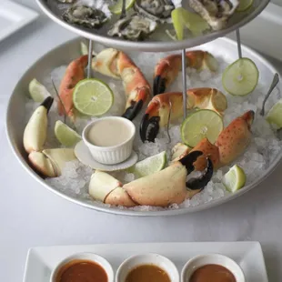 food, shellfish, mussels, oysters, oysters and mussels