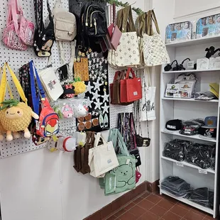 Tote bags