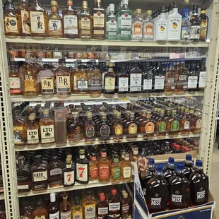 Fifth & Shawnee Discount Liquor