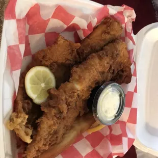 Enormous fish platter!