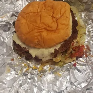 Fifty/fifty build your own: Mayo, 50/50 Sauce, Lettuce, Caramelized Onion, Cherry Peppers