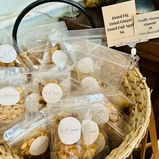 Dried fig, dried ginger, dried Fuji apple for sale