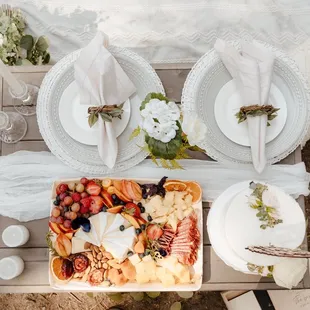 Picnic time @rachelchristopherson_photos