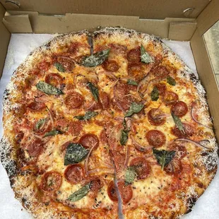 The " Phoebe"  ezzo pepperoni, marinara, red onion, mozzarella