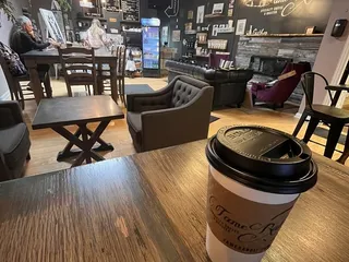 Tame Rabbit: Specialty Coffee & Roaster