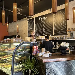 ramen and noodles, interior