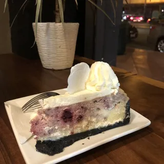 White Chocolate Raspberry Cheesecake