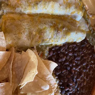 Green sauce enchiladas