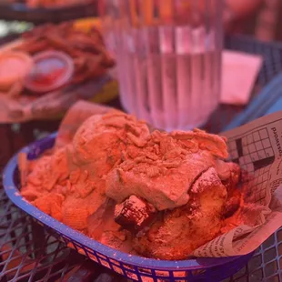 Cinnamon buns with cinnatoast