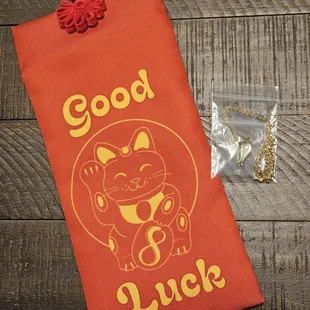 We came just in time to celebrate Chinese new year and it was also our year, Year of the Snake! 新年快乐! This was a gift with purchase!