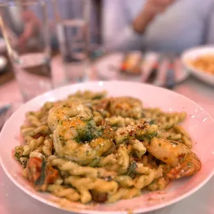 pesto shrimp pasta