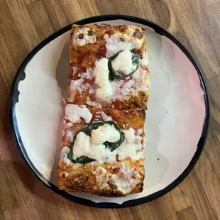 Margherita pizza