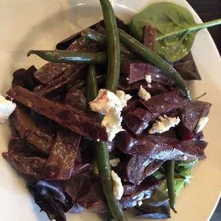 Roasted Beet and Haricot Verts Salad