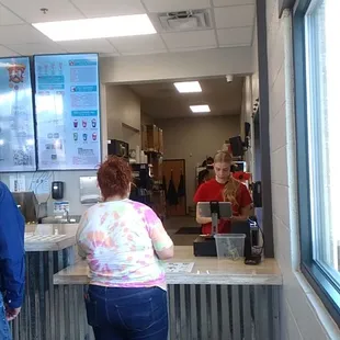 After waiting in line 15 minutes, my daughter placed her drink order and paid.