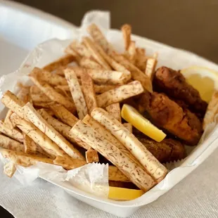 Fish and Taro Fries Plate