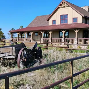 The side of the coffee house  10-07-2024