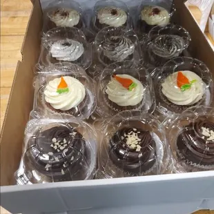 dessert, cupcakes, food