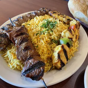 E8. Filfillah Mixed Grill