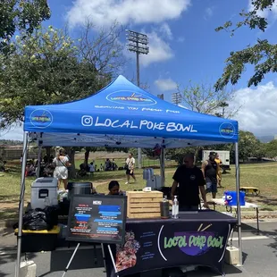 Food tents....Fresh Seafood...Poke!