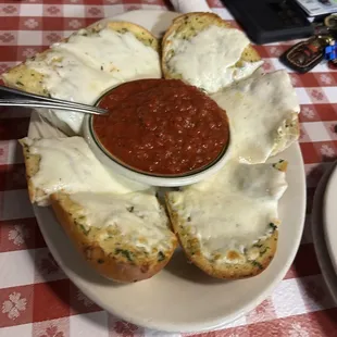 Mozzarella cheese bread