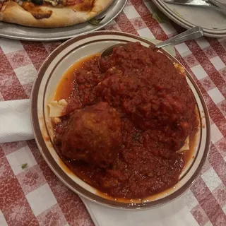 Lasagna with Meatball