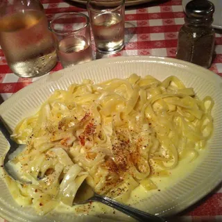 Fettuccine Alfredo