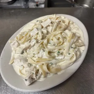 Fettuccine Alfredo