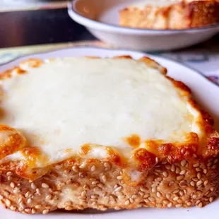 Garlic cheese bread