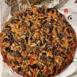 Cataro&apos;s pizza
