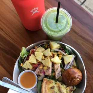 Breakfast: Quiche with Salmon Salad and Kale Green Juice