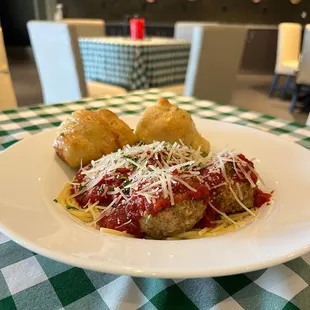 Spaghetti &amp; Meatballs