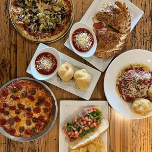An Italian Eatery, featuring Rustic, Hand-Tossed Pizzas, Calzones, Pasta, and more!