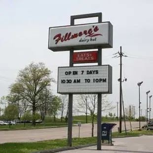 a sign for fillmore's dairy