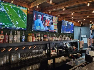 Stingers Bar & Grill