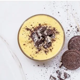 Oreo Banana Pudding: Rich,creamy,thick vanilla pudding w./bananas, infamous Oreos and butter cookies. Nothing better than this collab!