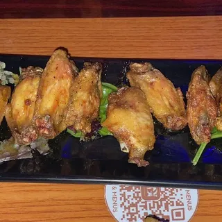 Signature Wings