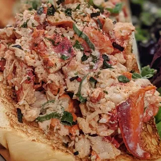 Lobster & Shrimp Roll