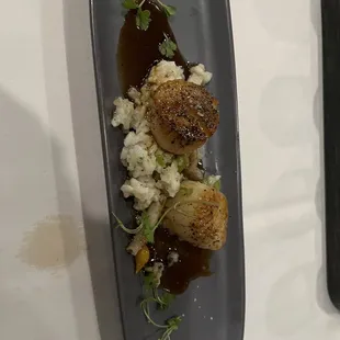 Scallops with mushroom risotto