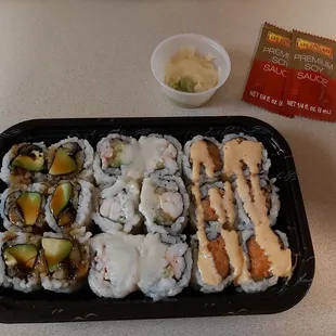 sushi and sashimi, sashimi, sushi, food