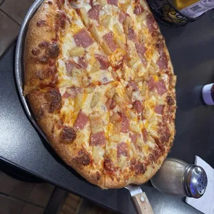 Final Round Sports Bar & Grill
