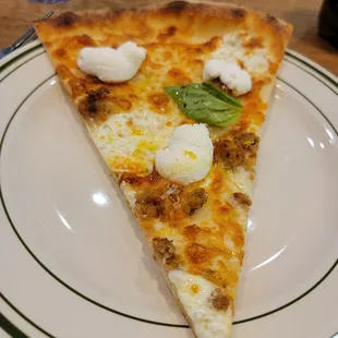 The toasted white added meatball. Really good pizza. Loved it. Side of marinara and was perfect.