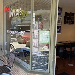 the outside of the restaurant