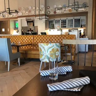 Cute restaurant in Canopy