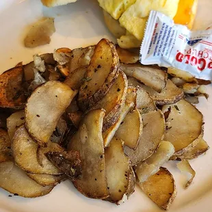 Breakfast sliders with potatoes