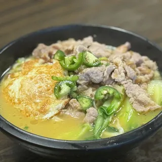 Golden Beef noodle soup