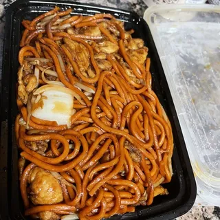 Chicken Lo Mein