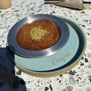 Knafeh Khishneh (Crunchy) Individual Tray